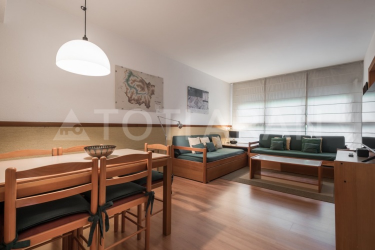 #85-Apartamento 2 dormitorios EDIFICIO MULTI Cota 1500 BAQUEIRA BERET